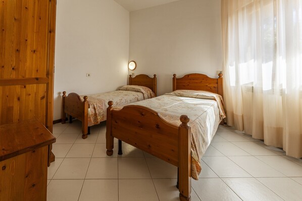 7 bedrooms, individually furnished