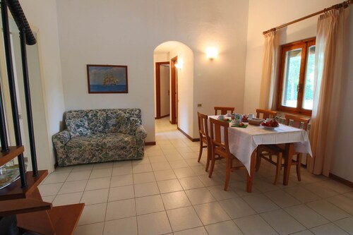 Seaside Comfort in Giannella