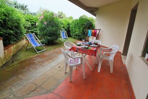 Deluxe Apartment, 2 Bedrooms | Balkoni