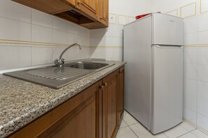 Comfort Apartment, 4 Bedrooms | Dining - Seaside Comfort in Giannella (Orbetello)