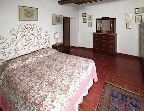 6 habitaciones y muebles diferentes