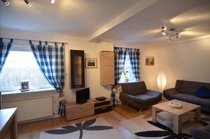 Deluxe-Apartment, 2 Schlafzimmer | Wohnzimmer