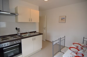 Elite Apartment, 2 Bedrooms | Private kitchen | Oven, coffee/tea maker - Ferienwohnung im Sauerland (Olsberg)