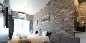 遮光カーテン、WiFi (無料)