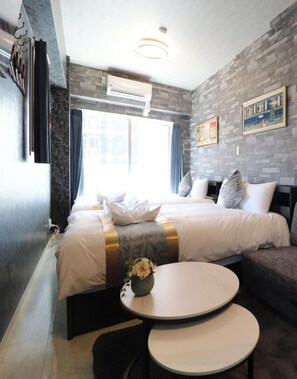 Blackout drapes, free WiFi - One Stay Shinsaibashi (Osaka)