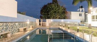 Treebo Sns Grand Inn