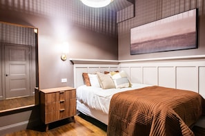 4 chambres, bureau, accès au Wi-Fi (inclus), literie fournie