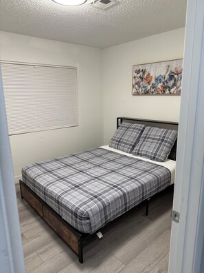 3 Schlafzimmer, Bügeleisen/Bügelbrett, WLAN, Bettwäsche