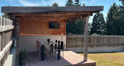 Apartment 'Solia' with Mountain View, Private Garden and Wi-Fi