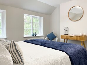 2 bedrooms, iron/ironing board, WiFi, bed sheets - Cosy Rural Escape Shrawley Worcestershire (Shrawley)