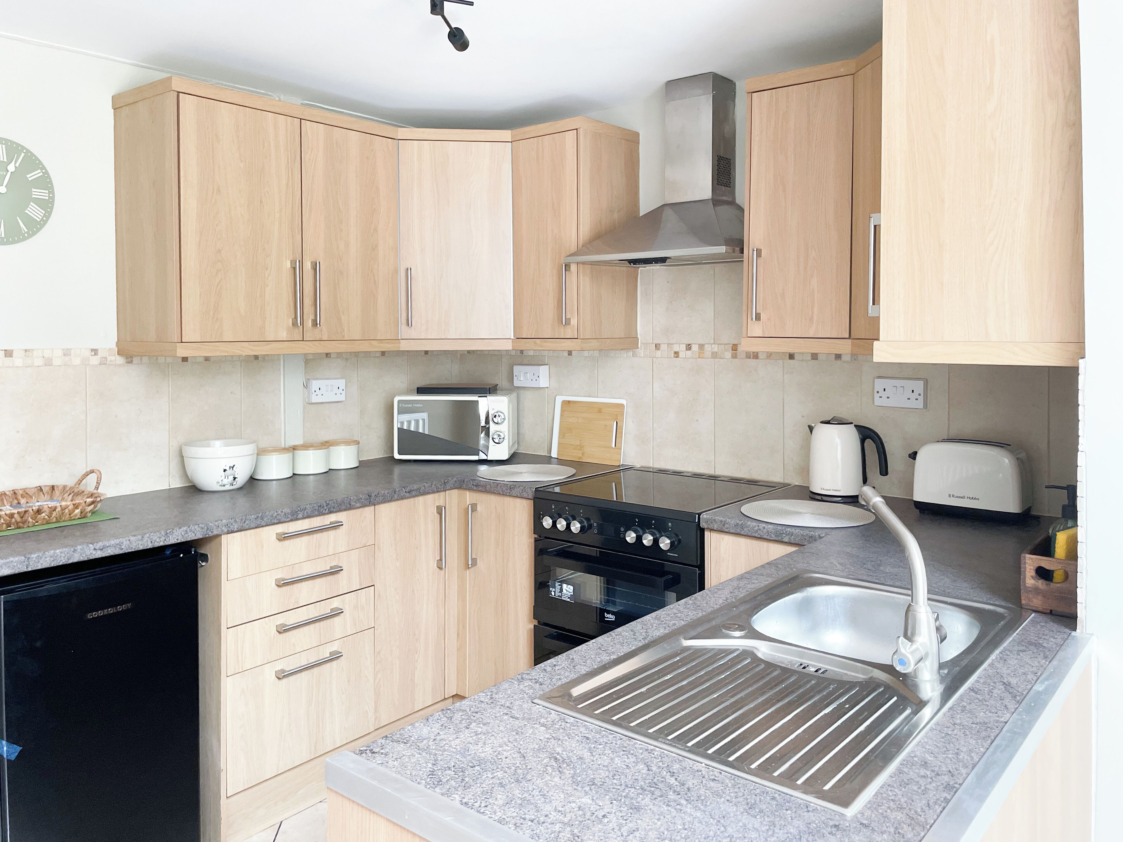 Microwave, oven, stovetop, dishwasher