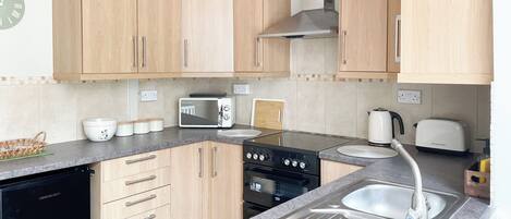 Microwave, oven, stovetop, dishwasher