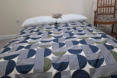 Stay Near Colchester twn centre2