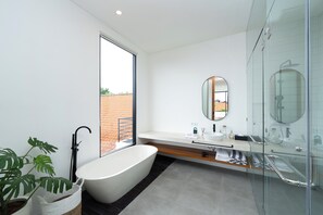 Standard Villa, Non Smoking, Private Pool | Bathroom