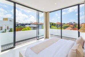 In-room safe, free WiFi