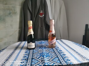 Alimentos y bebidas