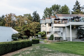 Exterior - Pacific Comber, Anchored in Family Tradition (Nanoose Bay)