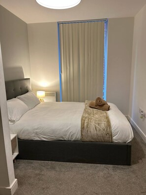 1 habitación, tabla de planchar con plancha y acceso a internet