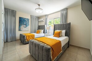 2 bedrooms, iron/ironing board, Internet, bed sheets - family apt centric near historic center boardwalk (Puerto Plata)