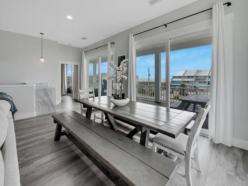 6 Bedroom / 4 full, 3 half baths / Pool / Elevator/ Golf Cart