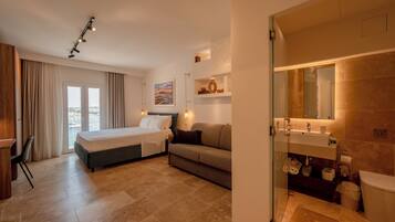 Luxury Duplex, Harbor View, Sea Facing | In-room safe, individually decorated, individually furnished, desk