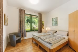 1 bedroom, WiFi, bed sheets, wheelchair access