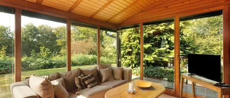 Téléviseur, lecteur de DVD, chaßne audio