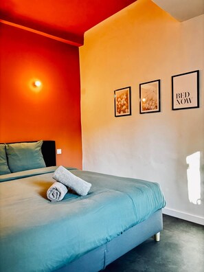 1 chambre, fer et planche à repasser, Wi-Fi, literie fournie