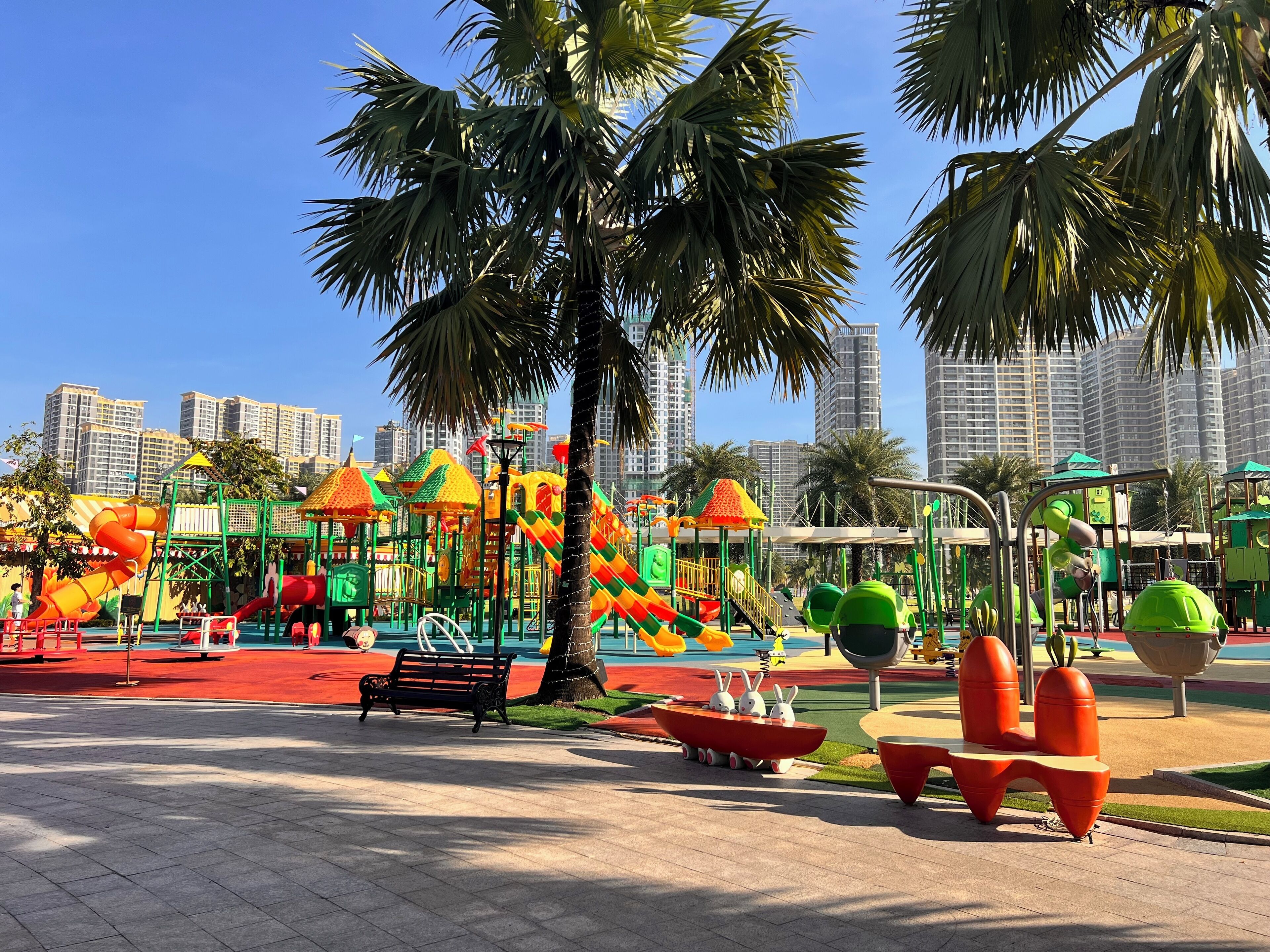 Children’s play area – outdoor