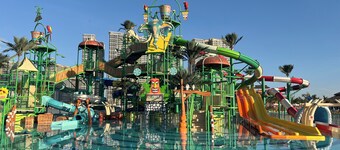 Vinhomes Grand Park-Masterise Center