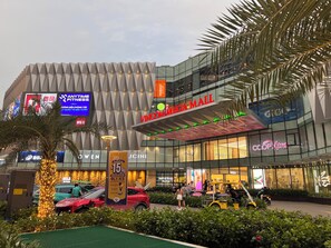 Shopping mall