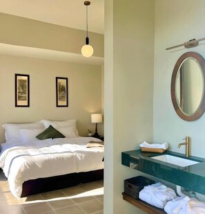 Bügeleisen/Bügelbrett, kostenloses WLAN