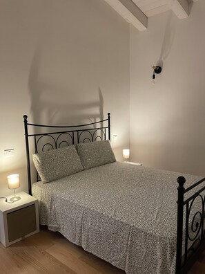 2 Schlafzimmer, Schreibtisch, kostenloses WLAN, Bettwäsche