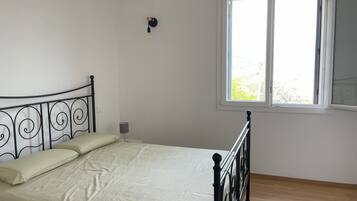 2 chambres, draps fournis