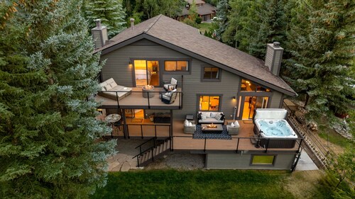Stonecreek Summit | 6BR LUXE Retreat W/Hot Tub