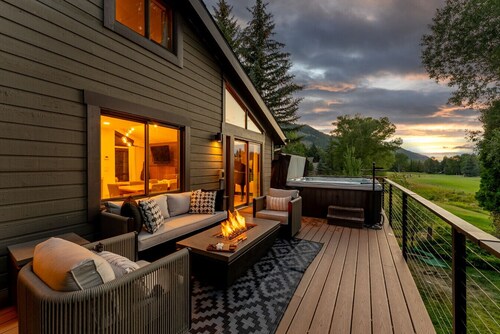 Stonecreek Summit | 6BR LUXE Retreat W/Hot Tub