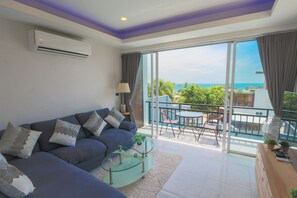 Villa, Balcony | Living area