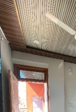Deluxe Room, Air conditioning