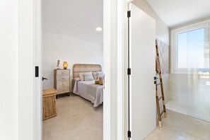 2 dormitorios, tabla de planchar con plancha, wifi gratis y ropa de cama