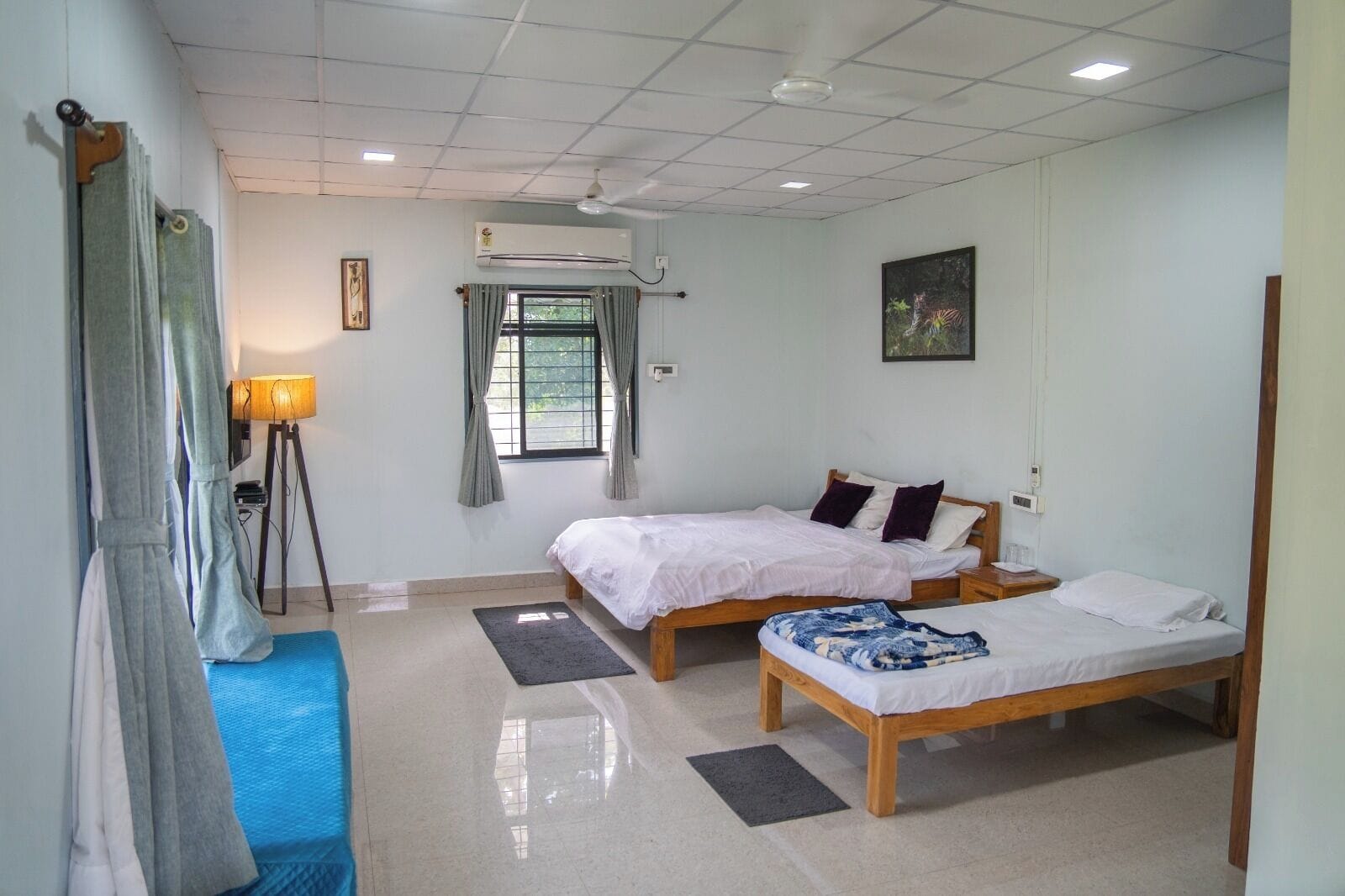 Dobbelt- eller tomannsrom – deluxe, hageutsikt | Skrivebord for bærbar PC og wi-fi (inkludert)