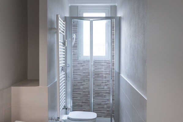Dusche, Bidet
