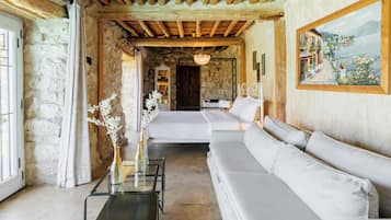 1 chambre, accĂšs Internet, draps fournis