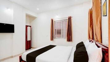Deluxe Double Room | Desk, free WiFi