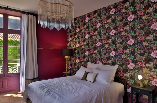 1 chambre, fer et planche à repasser, Wi-Fi, literie fournie