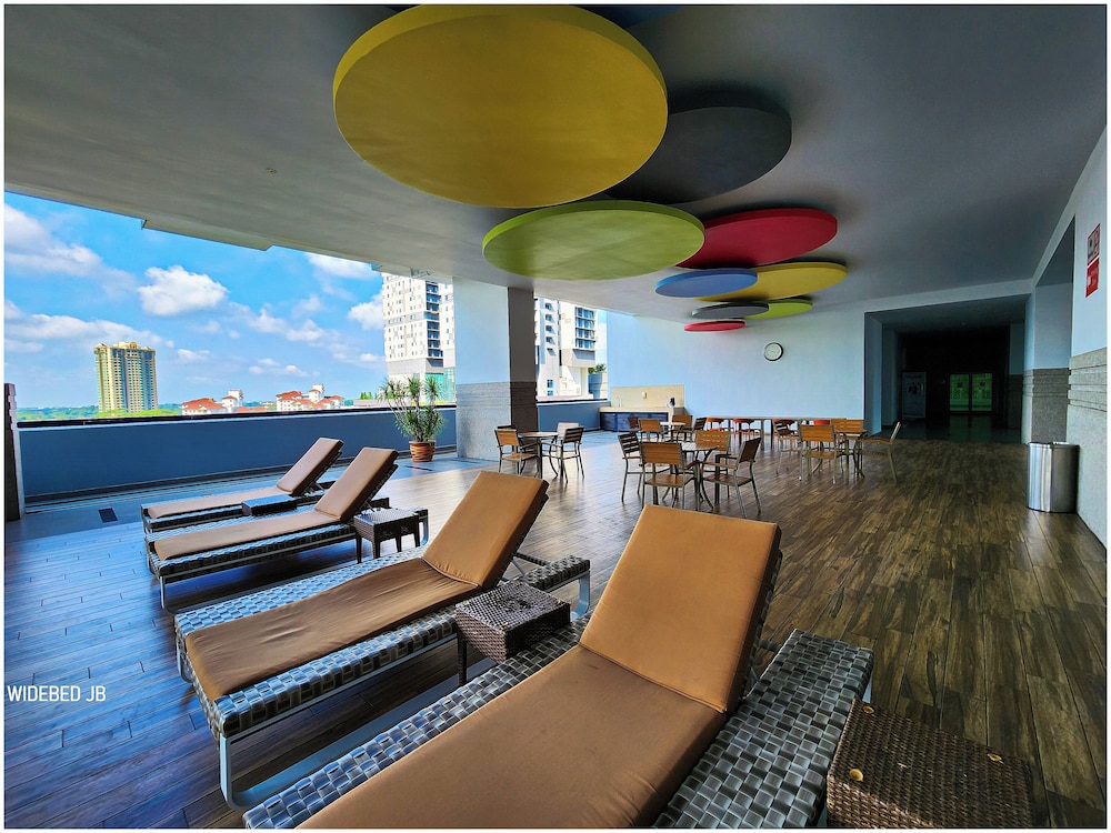 Twin Galaxy Residences photo 7