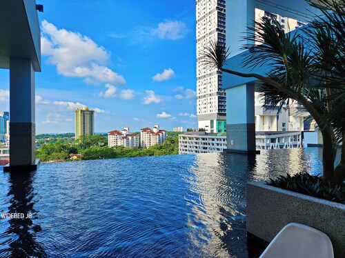 Twin Galaxy Residences by Widebed JB