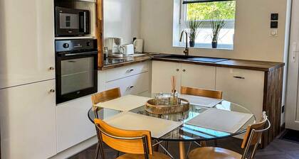 𝐴𝑢 𝑠𝑒𝑐𝑟𝑒𝑡 𝑑𝑢 𝑣𝑎𝑙𝑙𝑜𝑛