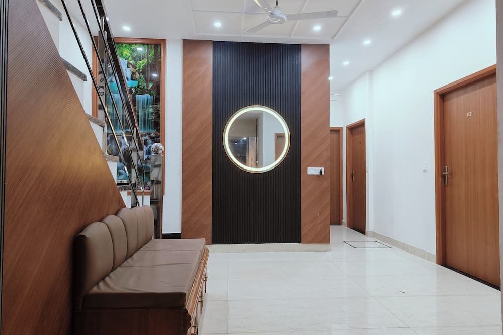 Hotel Pilgrim Near Golden Temple