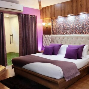 Royal Double Room, Garden View