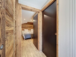 4 bedrooms, free WiFi, bed sheets